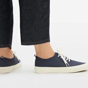 NEW Everlane The Forever Sneaker in Blue